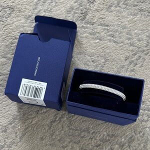 NWT Swarovski crystal bangle bracelet